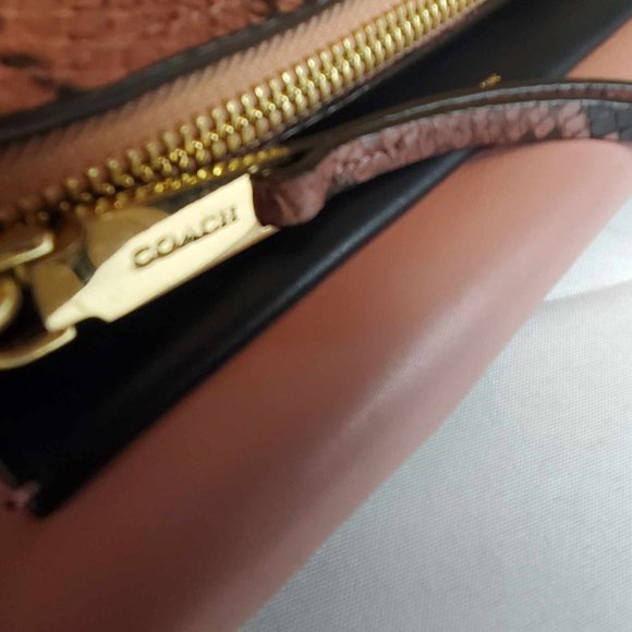 Coach Pink Snakeskin Crossbody - Picture 4 of 10